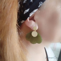 Boucles d'oreille pétales de fleur vert  - Bijou tendance