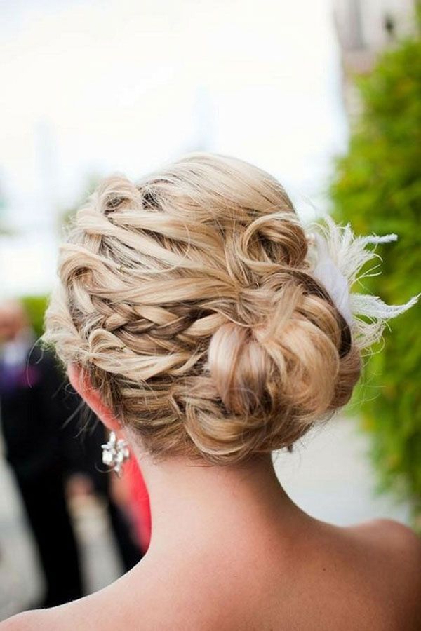 Le chignon de mariage, la jolie tendance !  Melle Cereza 